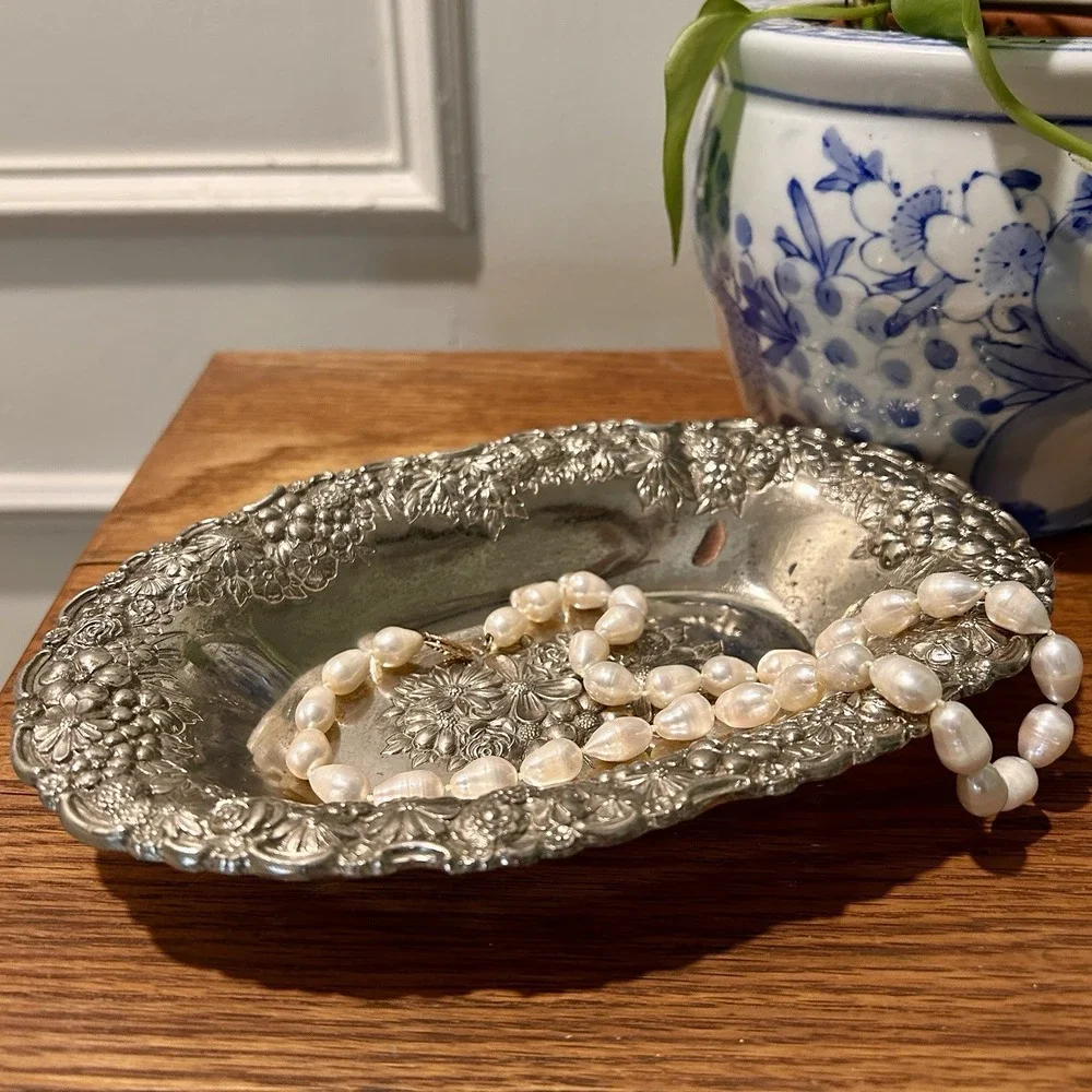 Vintage Silver Tone Metal Trinket Tray Soap Dish Daisies Floral Ornate Cottage